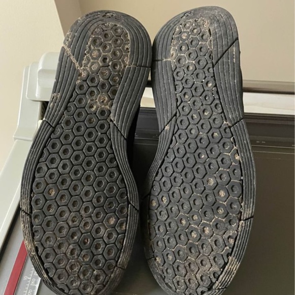 Used New Balance 247 size 11 - Picture 2 of 4